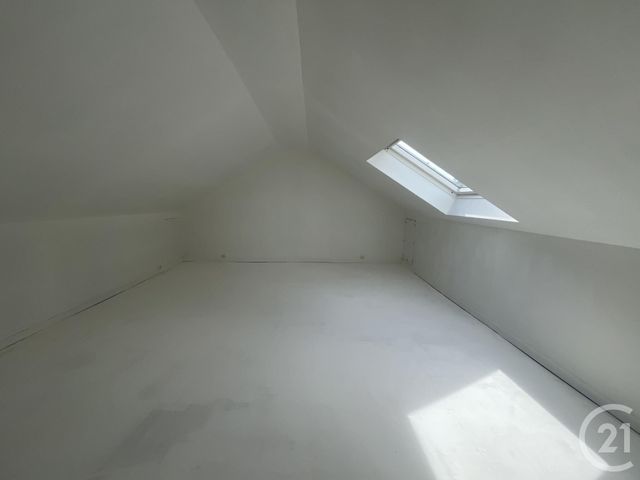 Afficher la photo en grand maison à vendre - 8 pièces - 135.0 m2 - LES ESSARTS LE ROI - 78 - ILE-DE-FRANCE - Century 21 Terre Du Roi