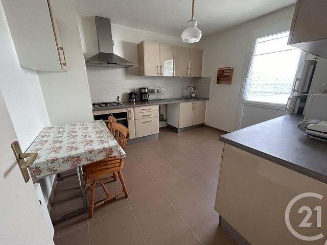 Afficher la photo en grand maison à vendre - 8 pièces - 135.0 m2 - LES ESSARTS LE ROI - 78 - ILE-DE-FRANCE - Century 21 Terre Du Roi