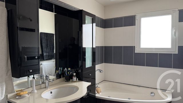 Afficher la photo en grand maison à vendre - 8 pièces - 253.1 m2 - LES ESSARTS LE ROI - 78 - ILE-DE-FRANCE - Century 21 Terre Du Roi